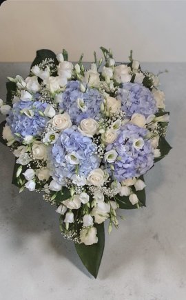 Eukalyptus & Weiße Rosen